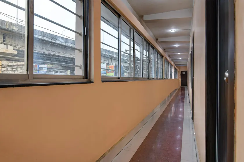 Hotel O Air Link Inn - Image 1