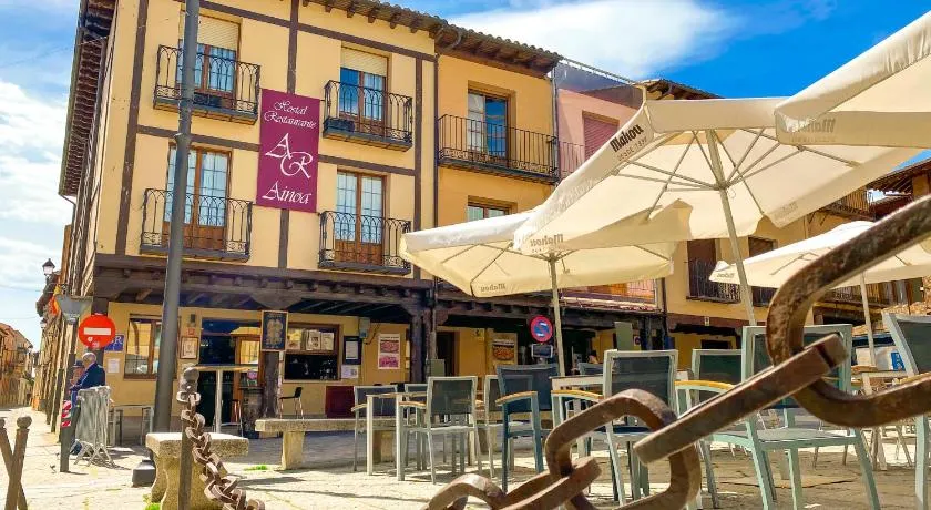 Hostal Restaurante Ainoa - Image 1