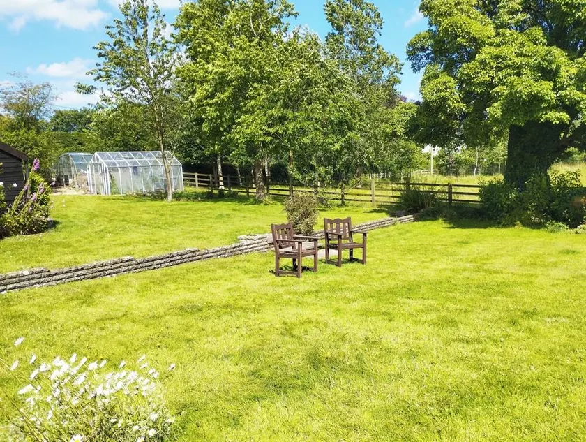 Thorps Farm Bed and Breakfast - Image 1