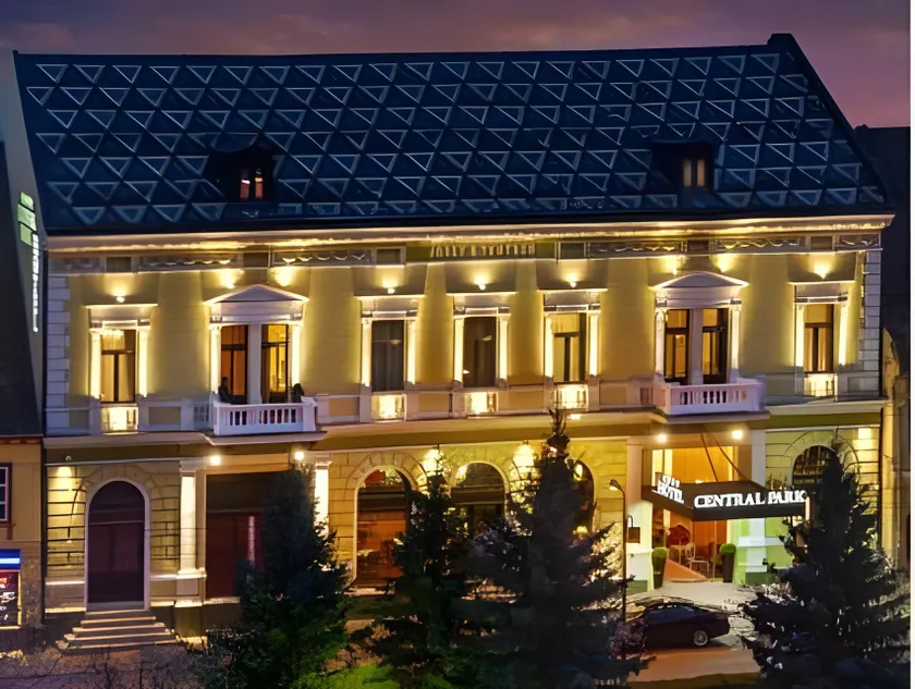 Hotel Central Park Sighisoara - Image 1