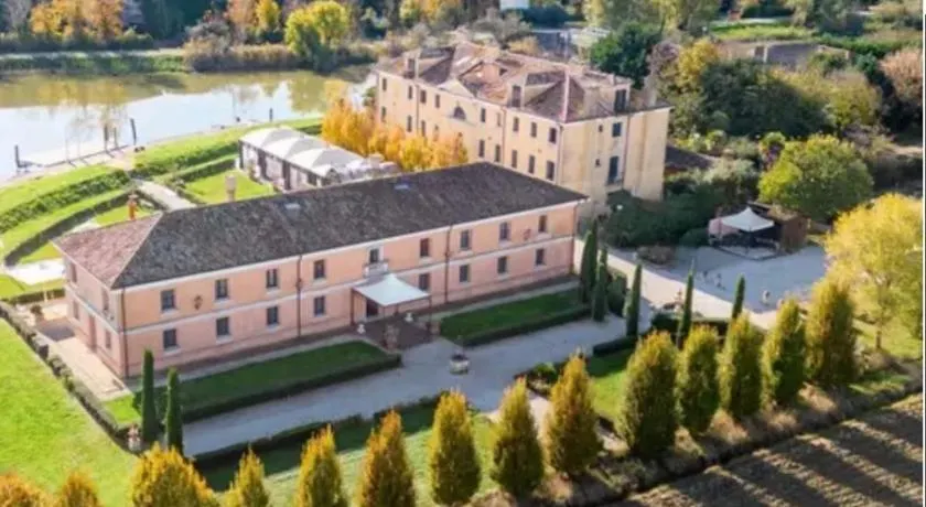 Agriturismo Villa Anconetta - Image 1