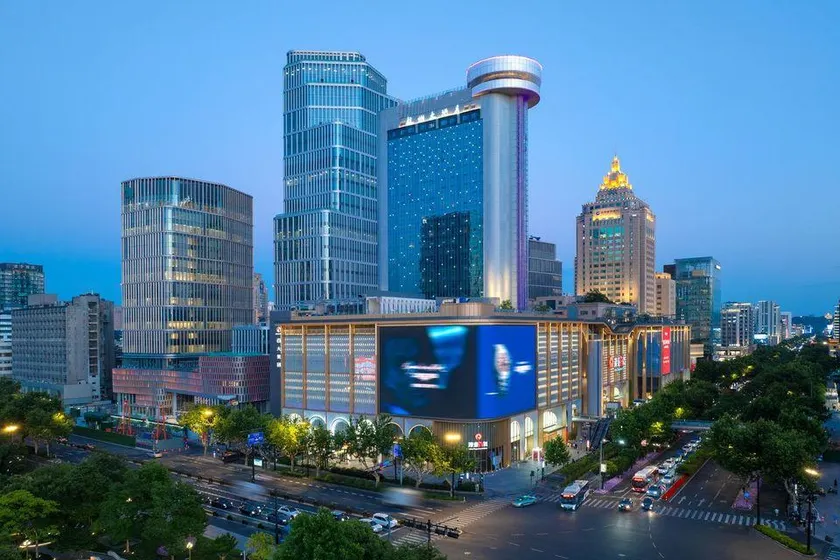 Hangzhou Hotel - Image 1