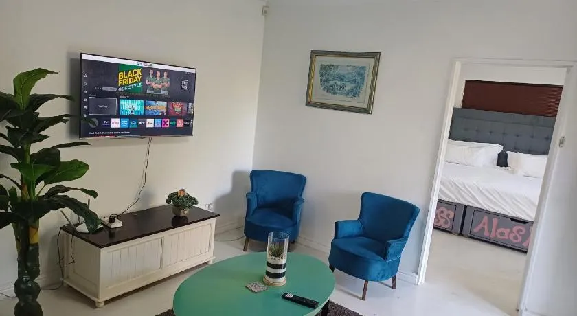 Greens Golf Course Apartment - Image 1