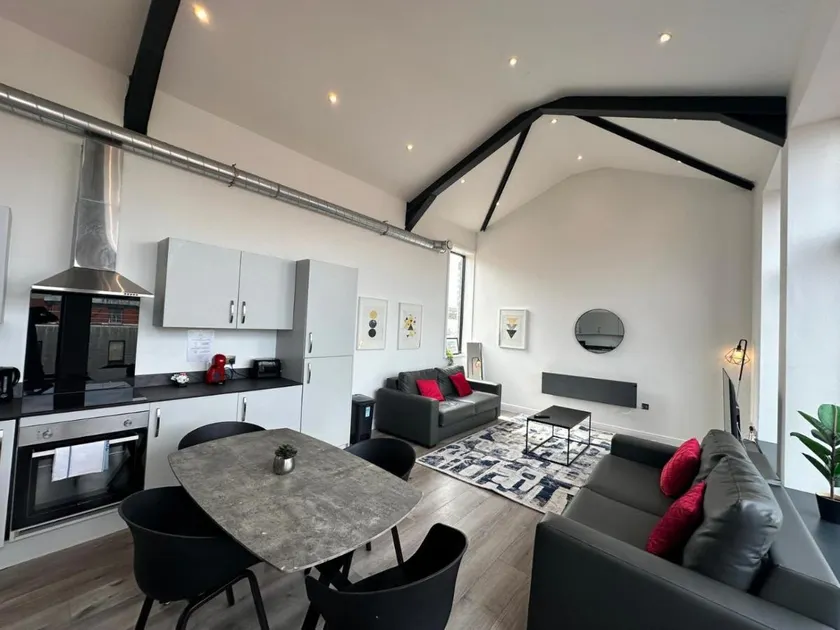 Dale Street Apartments Liverpool by Beehosting - Image 1