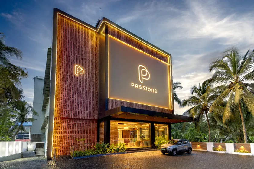 PASSIONS HOTEL EDATHUA - Alappuzha - Image 1