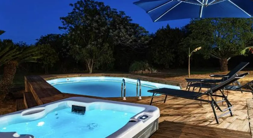 Villa Elena with jacuzzi - Image 1