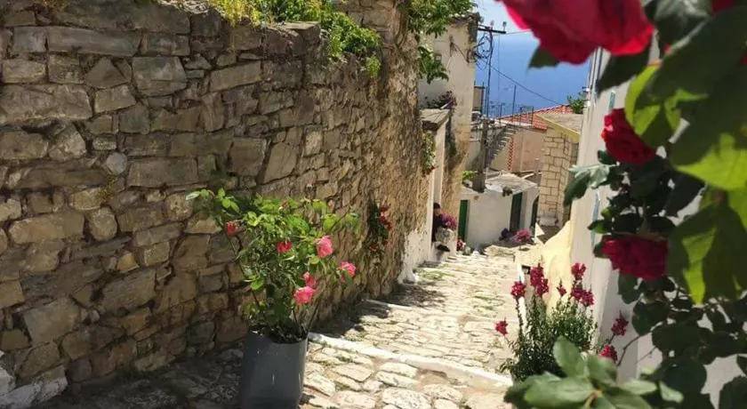 Arvi Boutique Hotel - Image 1