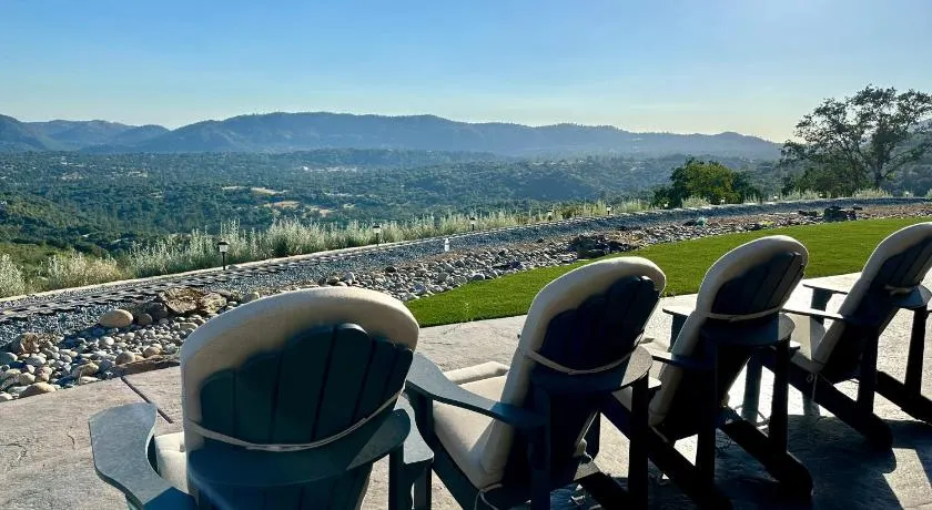 Enchanted Property near Yosemite, View, Game Room - Image 1