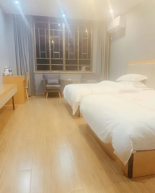 Fenglin courtyard inn - Image 1