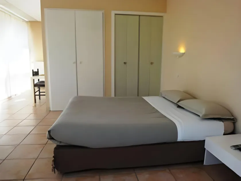 Hotel du Porge - Image 1