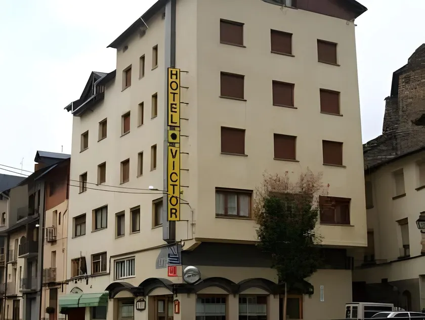 Hotel Victor - Image 1