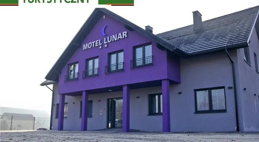 Motel Lunar - Image 1