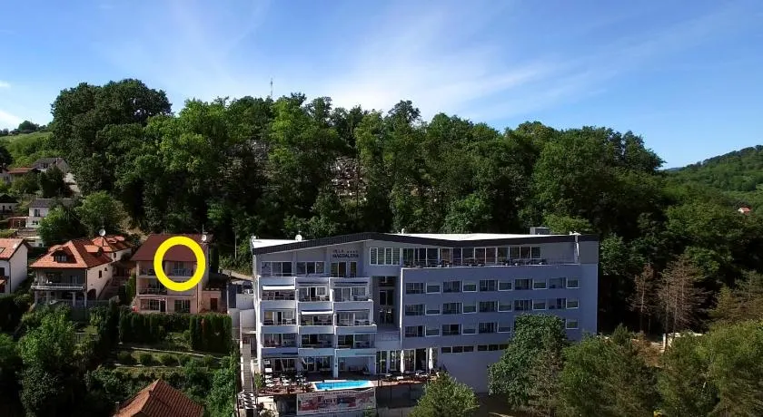 Apartamentos modernos y de lujo en el centro de Krapinske Toplice - Image 1