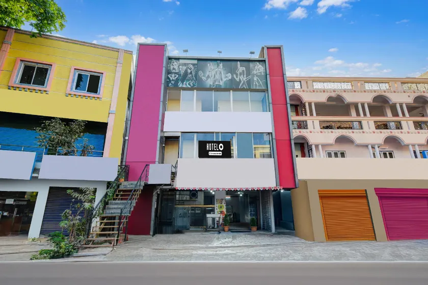 Hotel O Neredmet Road - Image 1