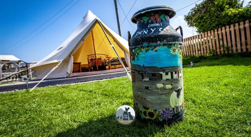 Tryfan Pen Cefn Farm Bell Tent - Image 1