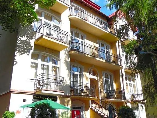 Villa Antares I & II - Image 1