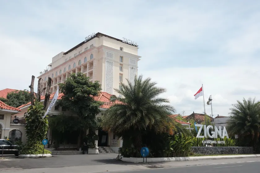 Zigna Kampung Batik - Image 1