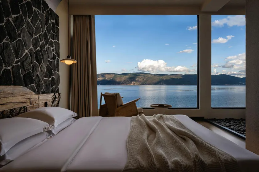 Dali Xiaoxi Full Sea View Private Hot Spring Healing Resort Villa (Erhai S Bay Branch) - Image 1