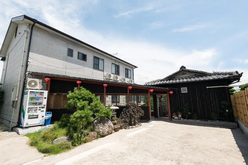Hotel Sunmarine - Image 1