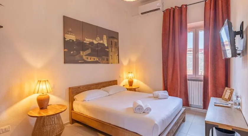 Travel B&B - Image 1