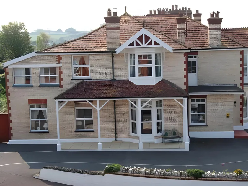 Varley House - Image 1
