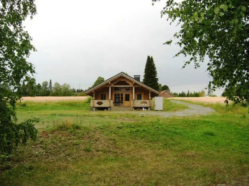 Holiday Home Hirvonmökki by Interhome - Image 1