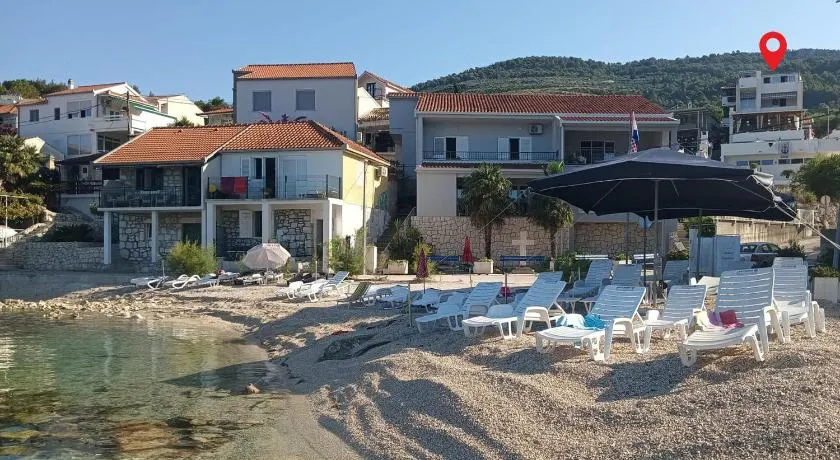 Nice Apartment In Klek With Lake View - Image 1
