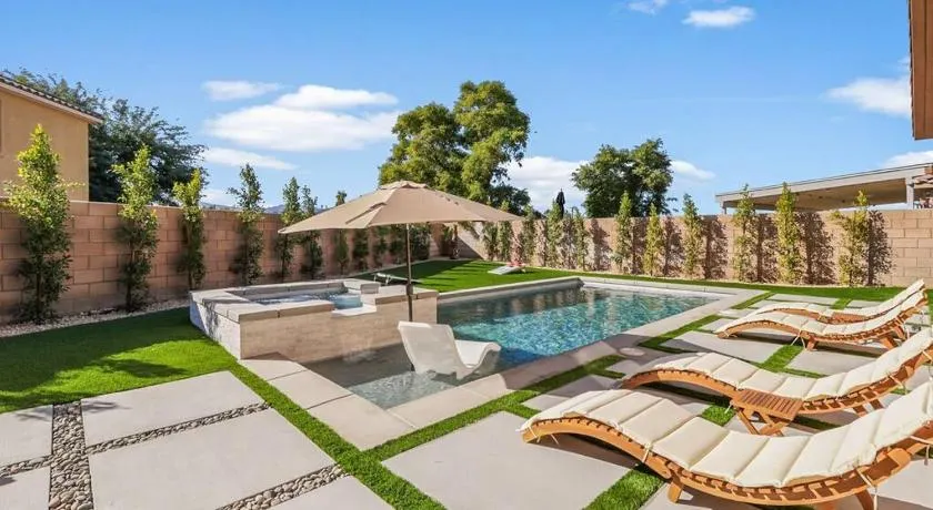 Paradise Coachella NEW Salt Water Pool & Landcape - Image 1