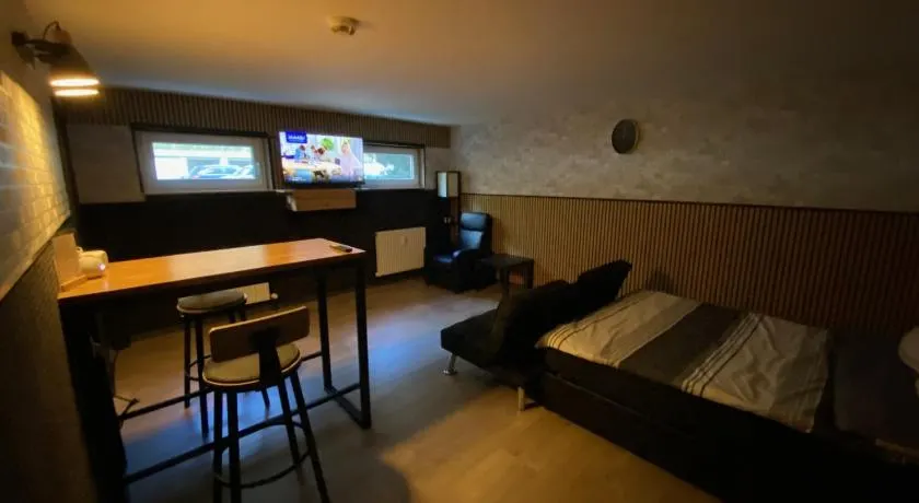 Wohnung Saarbrücken, City und Uni Nähe mit Parkplatz - Image 1