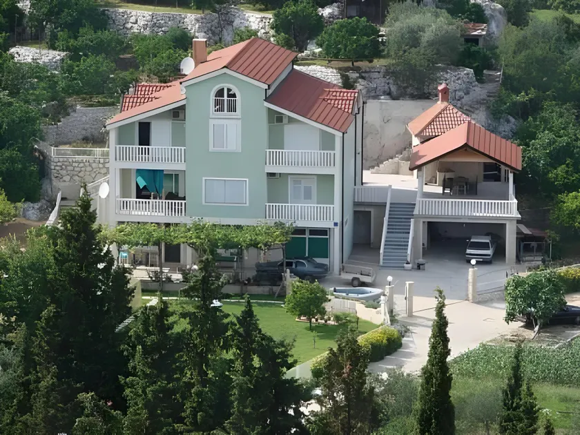 Villa Šolo - Image 1
