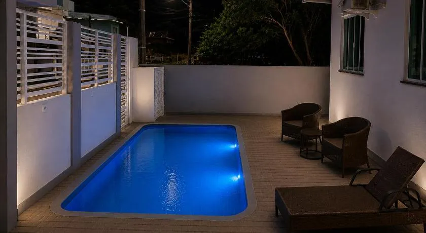 Casa na praia de Zimbros Bombinhas - Image 1