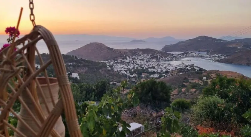 TRADITIONAL STUDIO Chora Patmos - Image 1