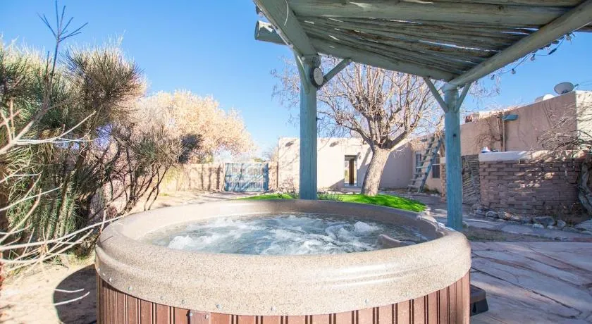 Buffalo Escape-Private Hot Tub and Pool in serene Corrales-Mountain View-Pet Friendly-No Pet Fee! - Image 1