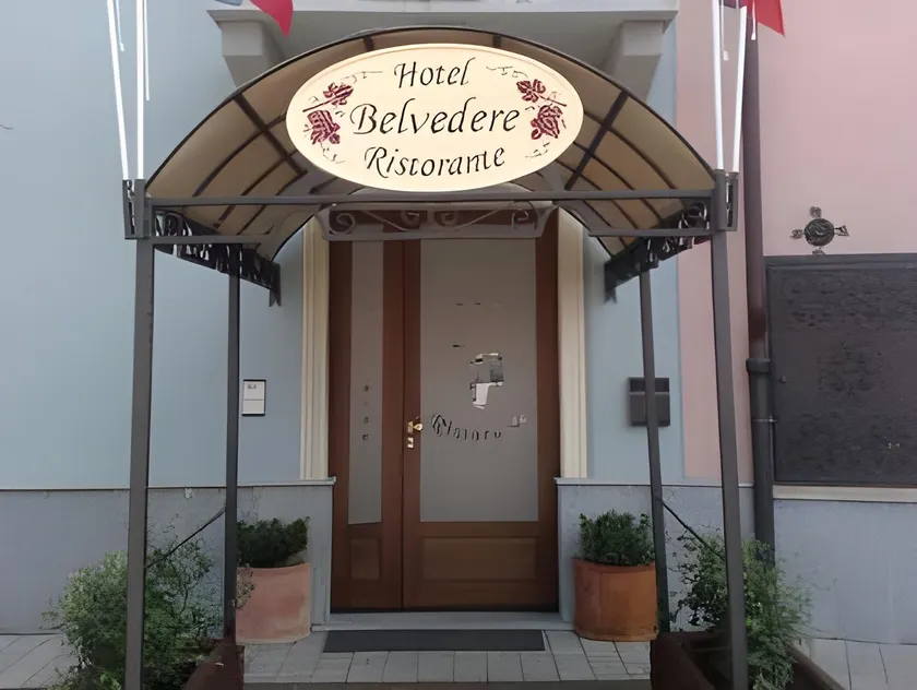 Hotel Belvedere - Image 1
