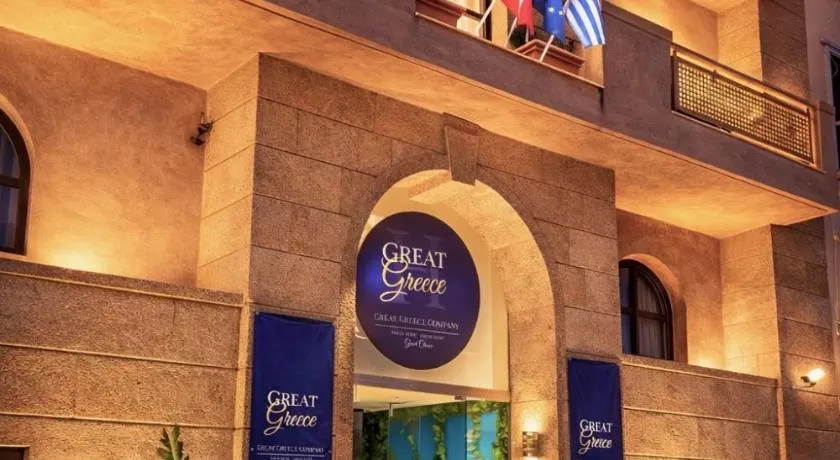 Great Greece Le Convivial Suites - Image 1