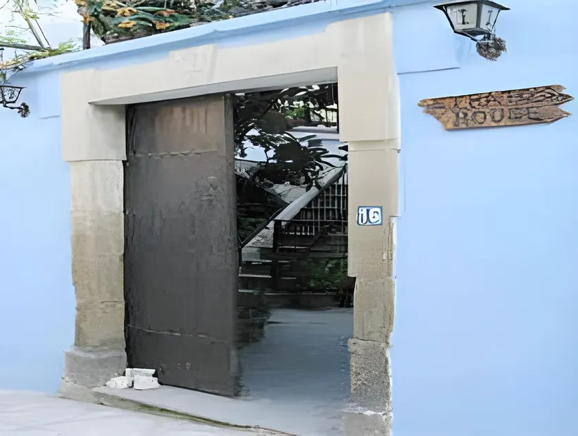 Stratos ArtDeco House - Image 1