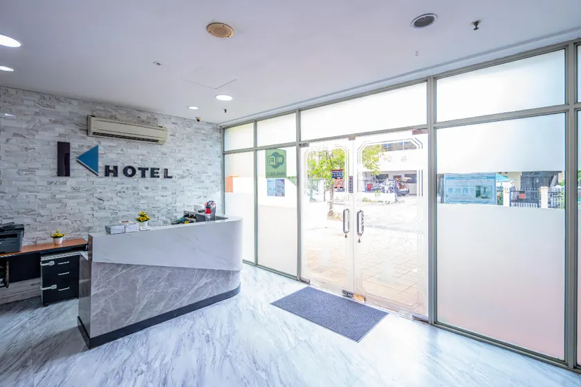 K Hotel 12 - Image 1