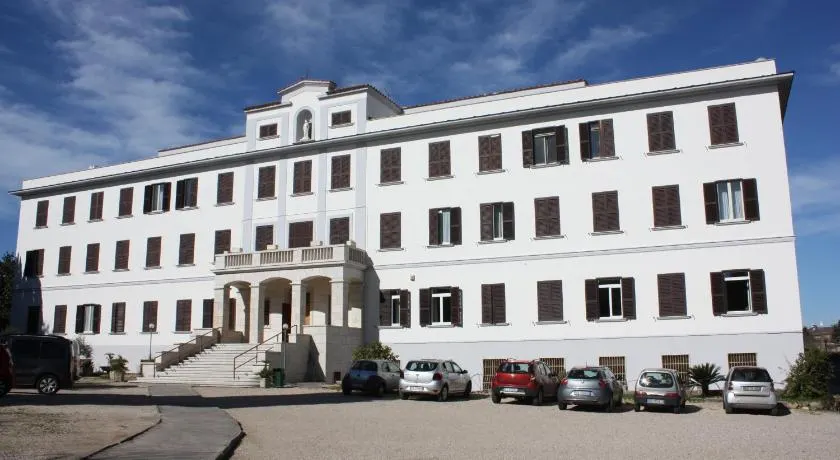 Ostello Villa Monte Mario - Image 1