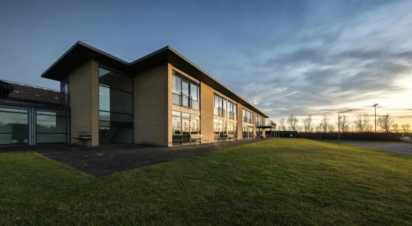 Jetsmark Idrætscenter - Image 1