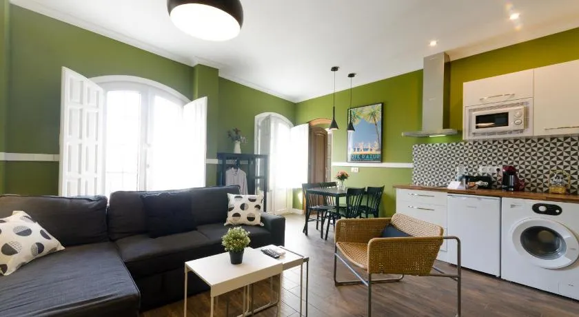 Apartamentos Suites Roma - Image 1