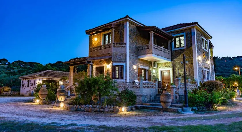 Sunshine Villa - Image 1