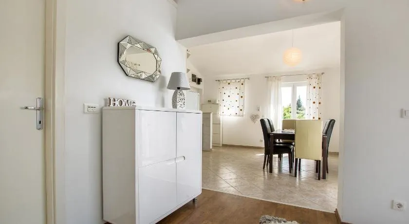 Apartment Lidija - Image 1