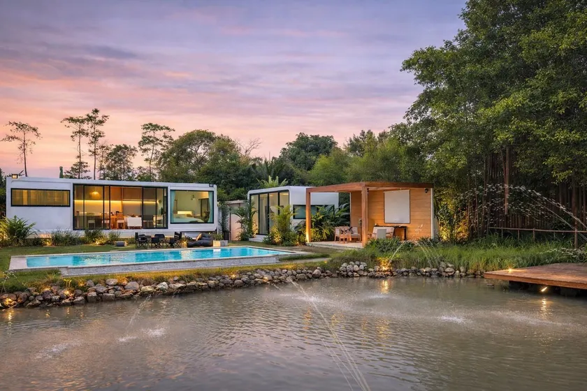 Feel Private Pool Villa - Image 1