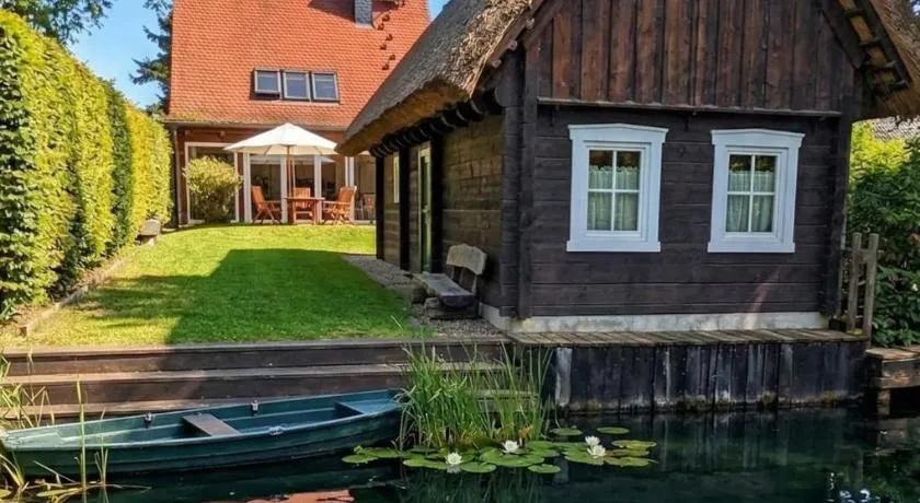Ferienhaus Fließ-Paradies mit privatem Saunahaus | Leipe, Spreewald - Image 1