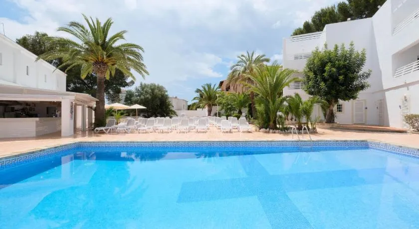 azuLine Hotel Palmanova Garden - Image 1