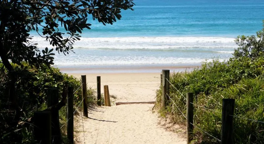 Surf Beach Motel Coffs - Image 1