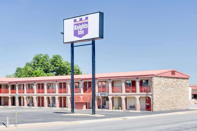 Knights Inn San Angelo - Image 1