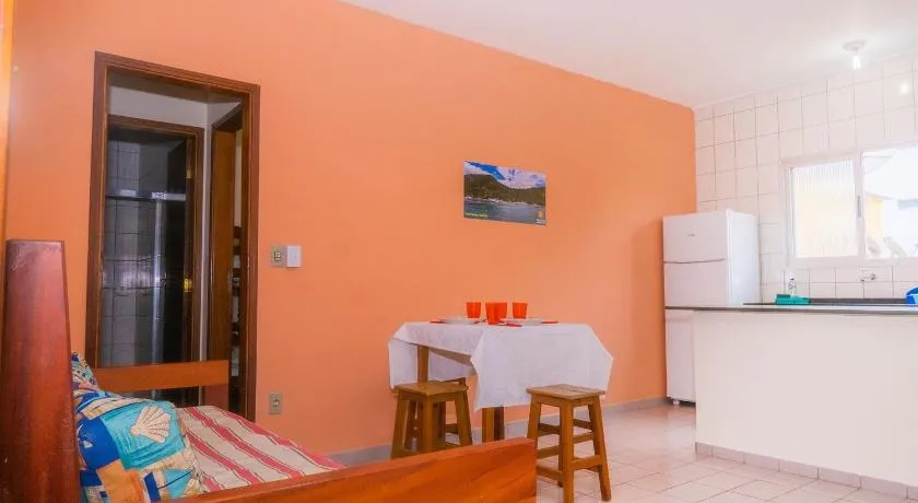 Apartamento Praia Grande Ubatuba Próximo Mar Internet WiFi - Image 1