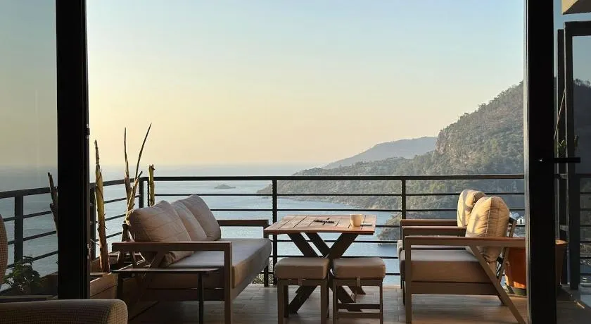 Welcome to the Paradise of the Aegean - Image 1