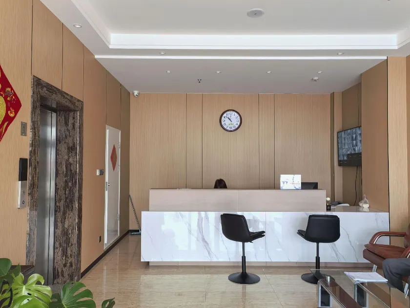 Jingrui Hotel - Image 1